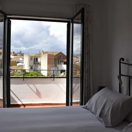 Magnolia, Habitacion Matrimonial Con Bano Uso Privado, En Casa Compartida *