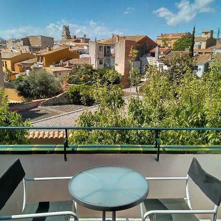 Homestay Magnolia, Habitacion Matrimonial Con Bano Uso Privado, En Casa Compartida Palafrugell